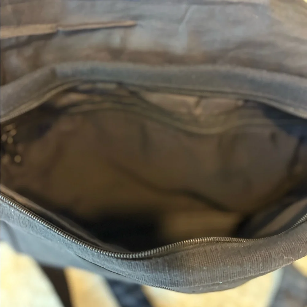 Puzzlestack’s Lukla Messenger Bag Black and Gray Embroidered Crossbody
